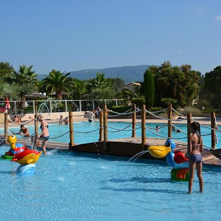 Luxe Chalet Voor 5 Personen Op Camping Lei Suves - Joycasa Hotel Roquebrune-sur Argens Luaran gambar